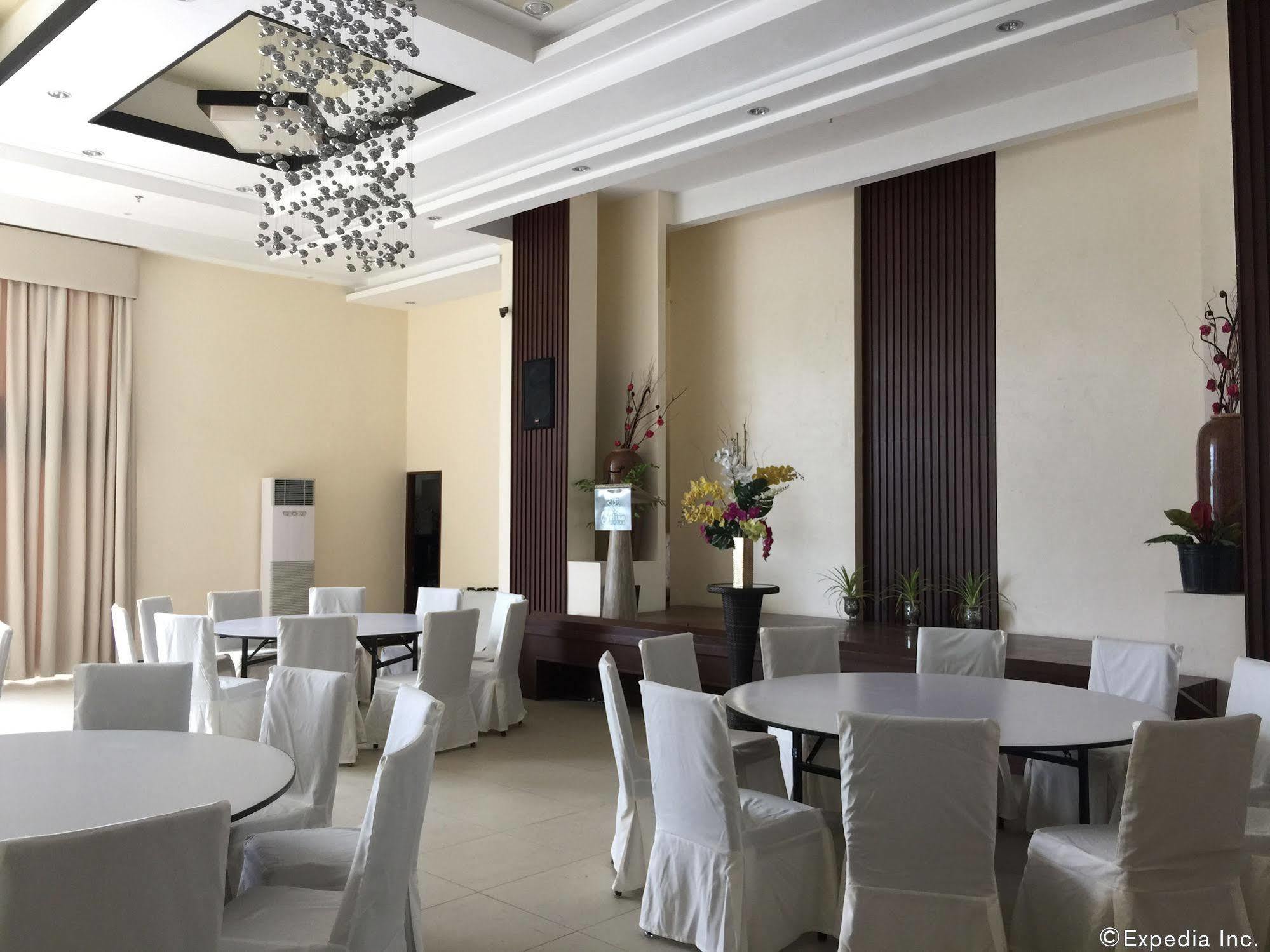 Belian Hotel Тагбиларан Экстерьер фото